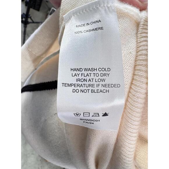 Quince Women Sweeter Cashmere V Neck Luxurious V-Neck Long Sleeve with - Picture 4 of 6